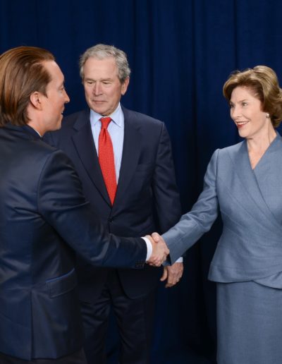 Daniel Neiditch With George And Laura Bush Min